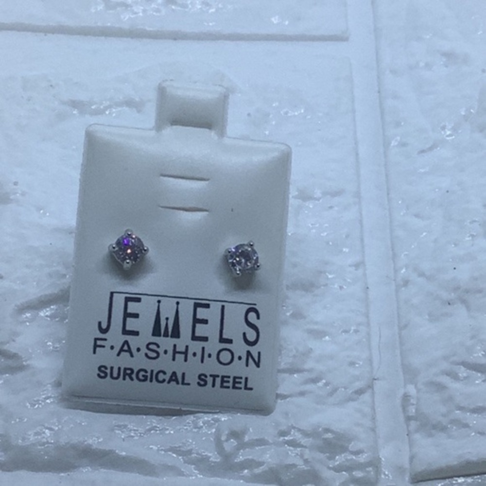 Jewels‎ Fashion Surgical Steel Stainless Earrings 5mm Round Studs